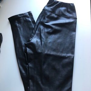 Aritzia Wilfred Free Daria Pants NWOT